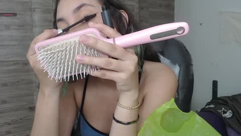 lunna online show from 12/21/24, 11:45