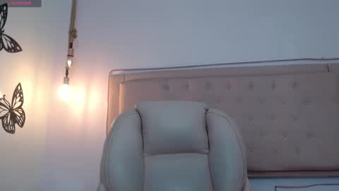 lunna online show from 01/22/25, 10:26