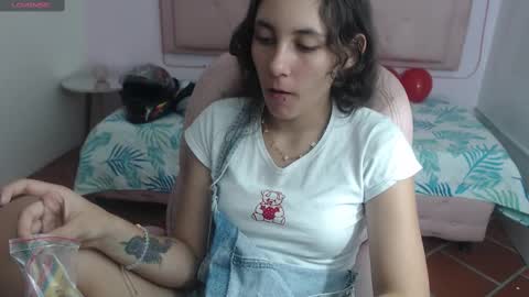 lunna online show from 02/14/25, 08:37