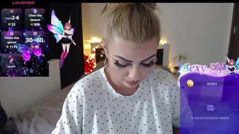 Snapshot of xmagic_pantherx chatting on 12/29/24, 08:58 Magic Panther online show from 12/29/24, 08:58