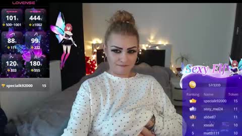 Snapshot of xmagic_pantherx chatting on 12/30/24, 12:00 Magic Panther online show from 12/30/24, 12:00