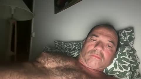 Snapshot of xman84752506 chatting on 01/11/25, 05:52 xman84752506 online show from 01/11/25, 05:52