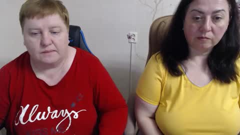 Snapshot of xmollyjanex chatting on 04/26/26, 08:17 XMollyJaneX online show from 04/26/26, 08:17