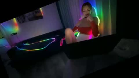 XMollyLoveX online show from 04/16/26, 07:25