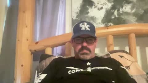 Mountain online show from 10/03/25, 03:20