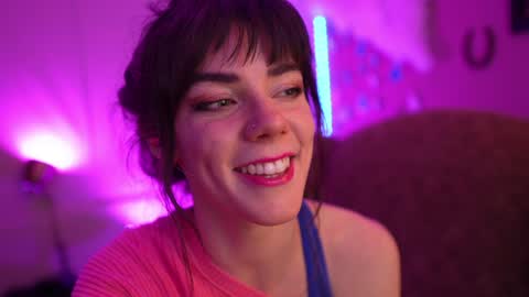 Snapshot of xobondaixo chatting on 12/17/24, 08:56 Bella Bondai online show from 12/17/24, 08:56