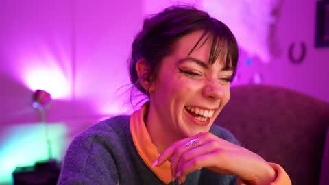 Snapshot of xobondaixo chatting on 12/30/24, 12:20 Bella Bondai online show from 12/30/24, 12:20