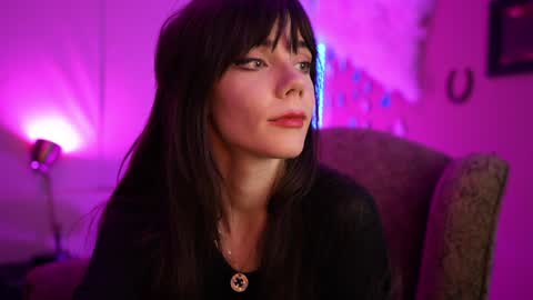 Snapshot of xobondaixo chatting on 01/15/25, 10:27 Bella Bondai online show from 01/15/25, 10:27