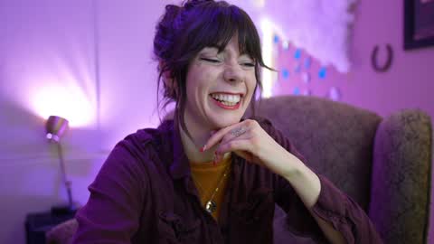 Snapshot of xobondaixo chatting on 02/04/25, 04:59 Bella Bondai online show from 02/04/25, 04:59