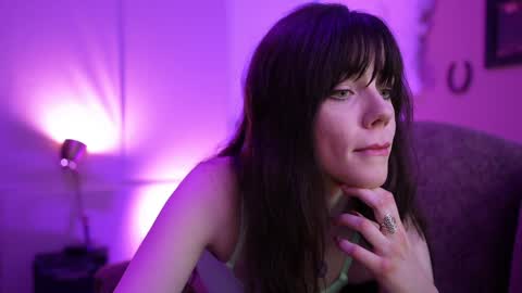 Snapshot of xobondaixo chatting on 02/05/25, 08:21 Bella Bondai online show from 02/05/25, 08:21