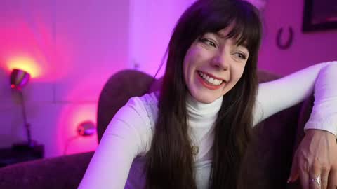 Snapshot of xobondaixo chatting on 02/18/25, 04:37 Bella Bondai online show from 02/18/25, 04:37