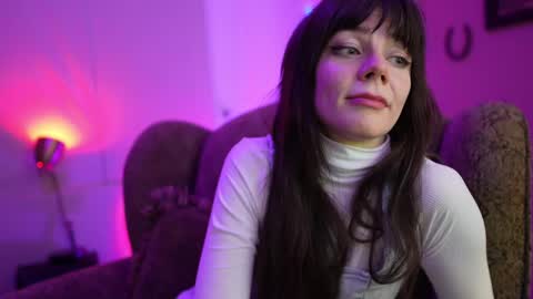 Snapshot of xobondaixo chatting on 02/18/25, 07:43 Bella Bondai online show from 02/18/25, 07:43