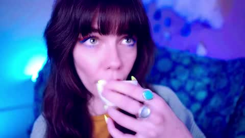 Snapshot of xobondaixo chatting on 09/14/25, 01:27 Bella Bondai online show from 09/14/25, 01:27