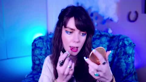 Snapshot of xobondaixo chatting on 10/07/25, 09:06 Bella Bondai online show from 10/07/25, 09:06