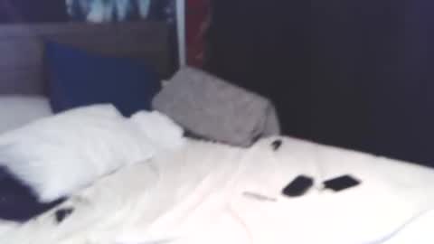 Snapshot of xoddxwolfx chatting on 11/30/25, 05:17 Mary Jaine online show from 11/30/25, 05:17