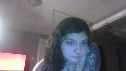 Snapshot of xoffthelucyx chatting on 01/15/25, 01:45 xoffthelucyx online show from 01/15/25, 01:45