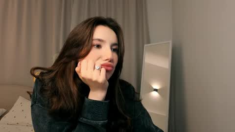 Jane online show from 04/08/26, 08:53