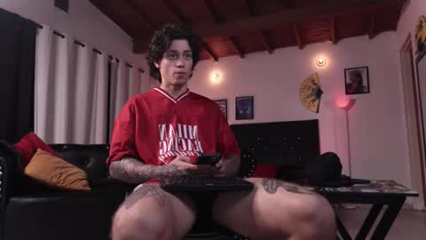   online show from 11/07/25, 12:10