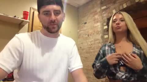 xoprincesspeachxo online show from 09/28/25, 12:27