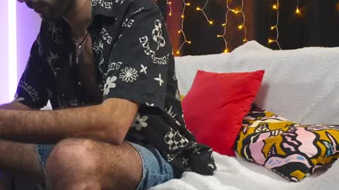 Snapshot of xorylan chatting on 01/18/25, 04:21 XoRylan online show from 01/18/25, 04:21