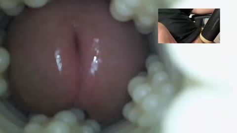Snapshot of xoxowtf chatting on 12/21/25, 01:57 xoxowtf online show from 12/21/25, 01:57