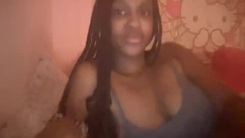 xpinkmoonbootsx online show from 10/24/25, 05:37