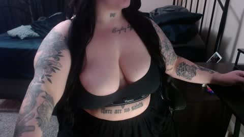 xorileyschembri online show from 01/22/25, 02:04