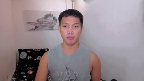 Snapshot of xsebastian19 chatting on 11/19/25, 12:16 xsebastian19 online show from 11/19/25, 12:16