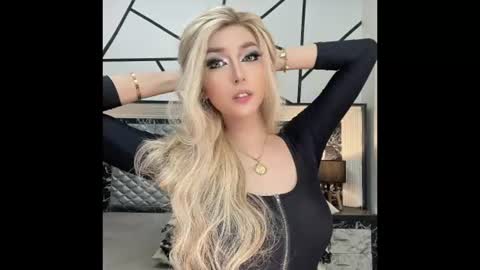 xsexysucker online show from 07/07/26, 01:15
