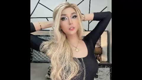 xsexysucker online show from 07/25/26, 12:20