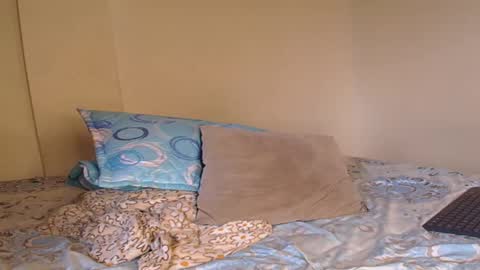 SHIPYBLUNT AND ALESSA INDEPENDENT MODEL online show from 02/17/25, 09:30