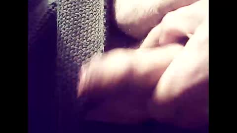 Snapshot of xsoul72 chatting on 12/17/25, 04:51 xsoul72 online show from 12/17/25, 04:51