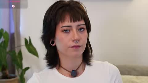 Snapshot of xspacebluex chatting on 02/11/26, 10:04 Blue online show from 02/11/26, 10:04