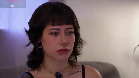 Snapshot of xspacebluex chatting on 02/22/26, 04:27 Blue online show from 02/22/26, 04:27