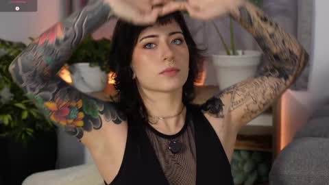 Blue online show from 04/16/26, 10:01