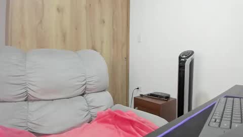 Hellen Sofia instagram hellen5546 online show from 03/20/26, 12:54