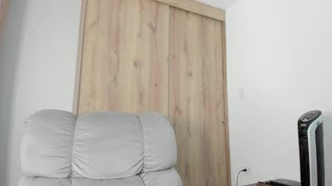 Hellen Sofia instagram hellen5546 online show from 05/07/26, 12:21