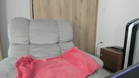 Hellen Sofia instagram hellen5546 online show from 05/08/26, 07:52