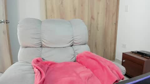 Hellen Sofia instagram hellen5546 online show from 05/27/26, 08:06