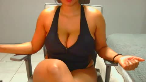 Snapshot of xspiketeex chatting on 06/20/26, 05:16 spykeXtee online show from 06/20/26, 05:16