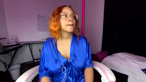 xStarGazingx online show from 05/28/26, 02:53