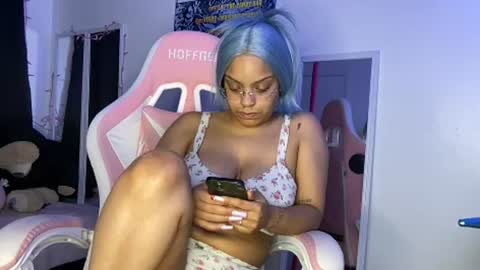xStarGazingx online show from 07/03/26, 07:59