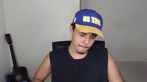 xtranherr online show from 11/02/25, 01:41