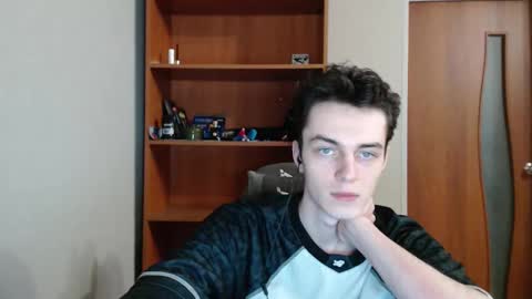 traqqq online show from 09/11/25, 07:58