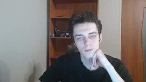 traqqq online show from 10/24/25, 07:43