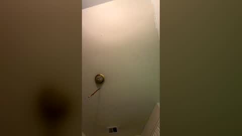 xundera online show from 04/13/26, 09:04