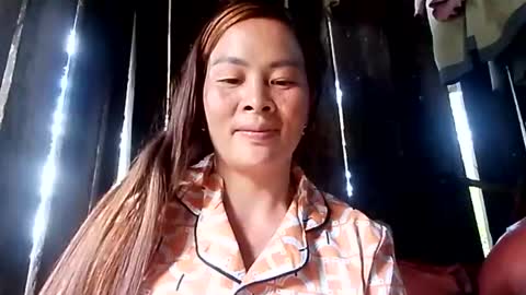 xuxulove00 online show from 09/20/25, 07:09