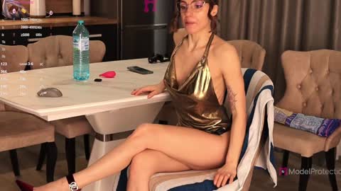 FrancyStepmom and YStepson    INTERESTED IN A GIRL-GIRL COLLABORATION  TEXT ME HERE  or INSTAGRAM online show from 03/21/26, 12:54