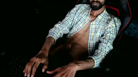 Snapshot of xwuvzyew chatting on 12/08/24, 04:35 x online show from 12/08/24, 04:35