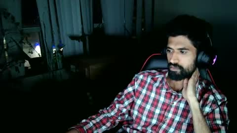 Snapshot of xwuvzyew chatting on 12/14/24, 06:02 x online show from 12/14/24, 06:02